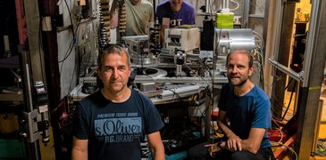 220718_S18 Interferometer with separated crystals.jpg