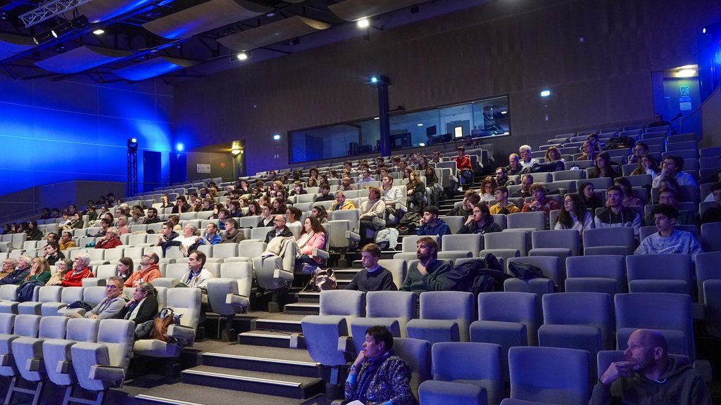 241211_ ILL_public_session_Credits S.Monfront ILL 2.jpg