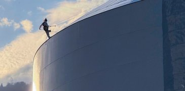 251106_Reactor Painting_Eddy Lelievre_16 9.jpg